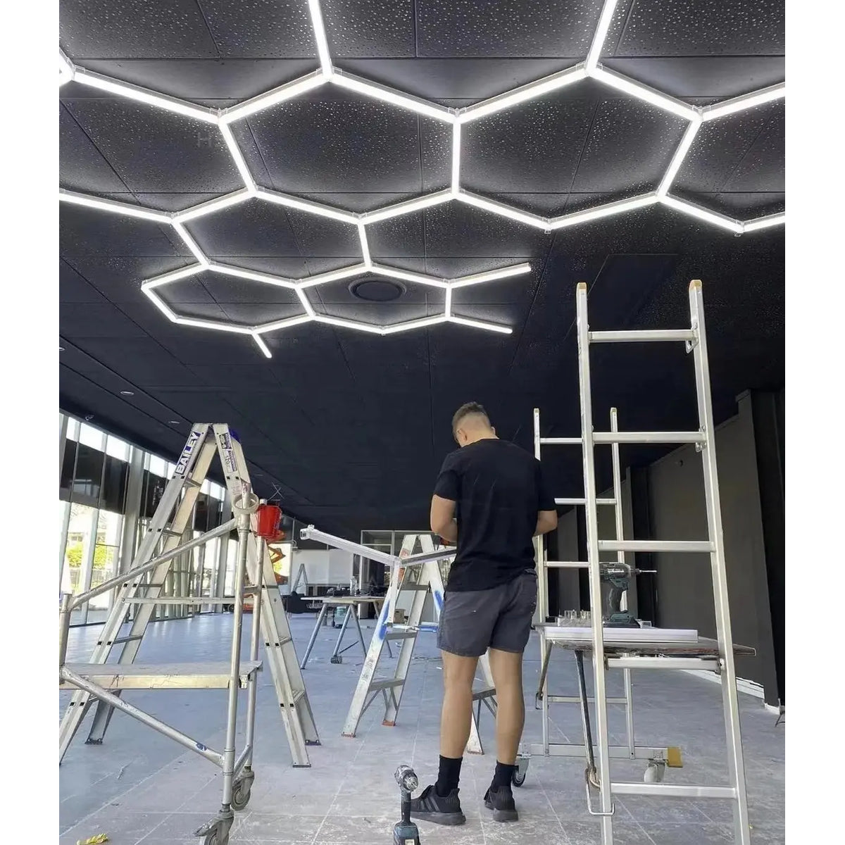 Hexagon plafond verlichting
