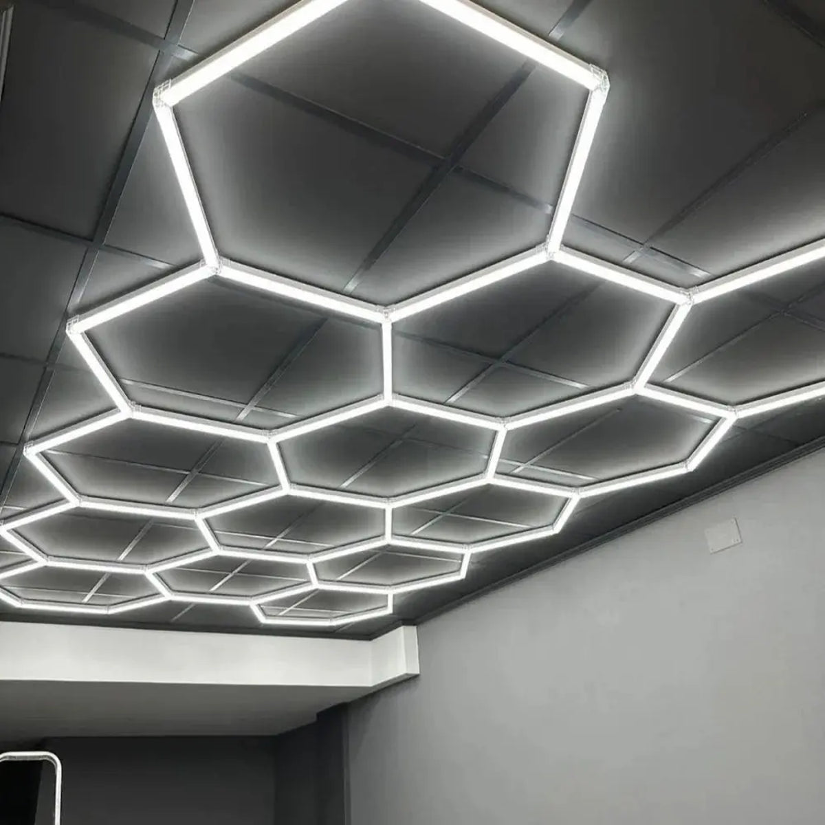 Hexagon plafond verlichting